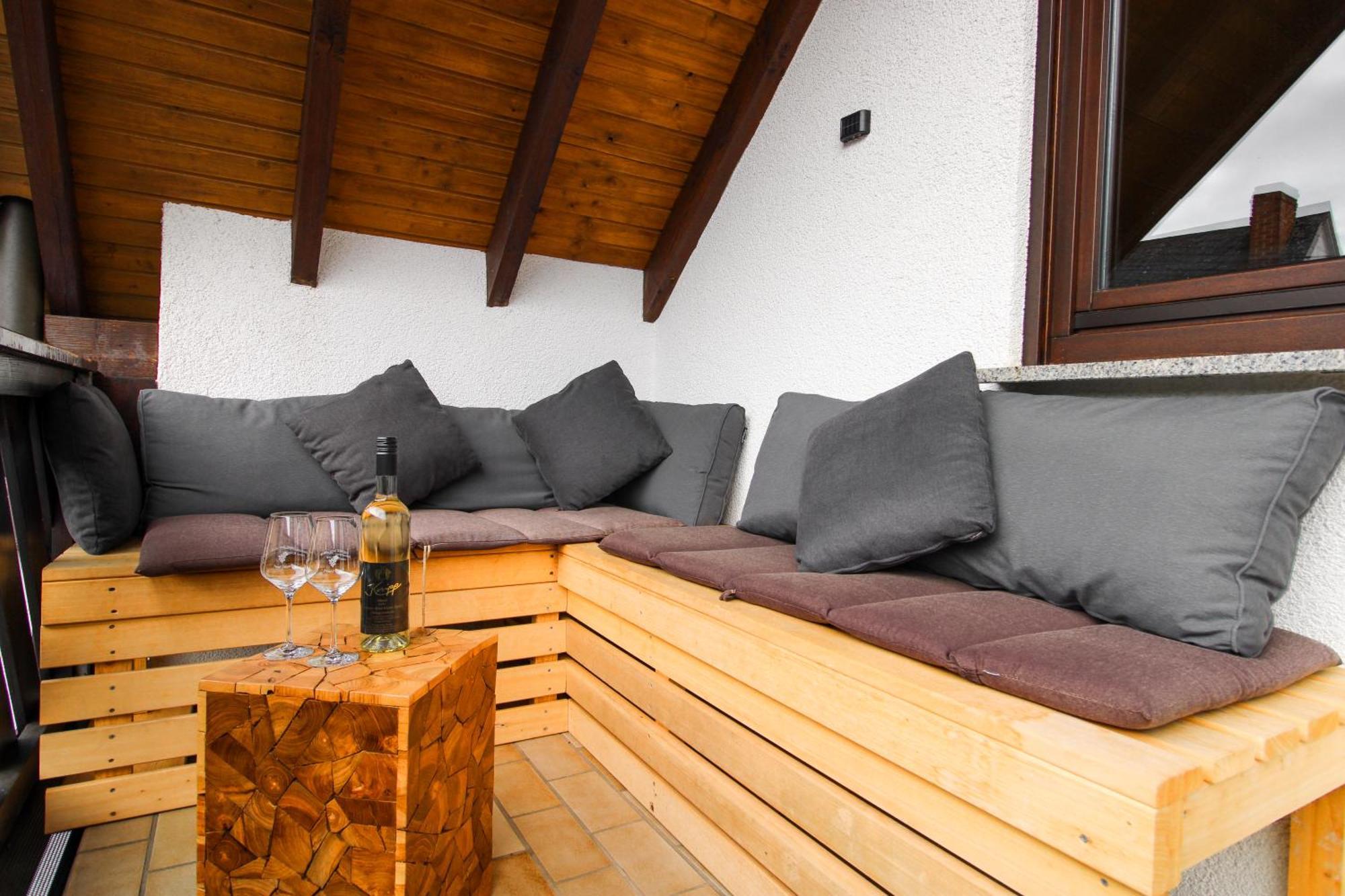 Stilvolle Wellness-Ferienwohnung In Neef Whirlpool, Sauna, Grill, Fitness, Billard & Moselblick Екстер'єр фото
